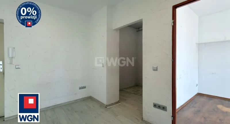 Lokal usługowy na  wynajem Łaziska Górne - Lokal użytkowy 47,40 m2 na wynajem - Łaziska Górne, ul. Mickiewicza 2A.